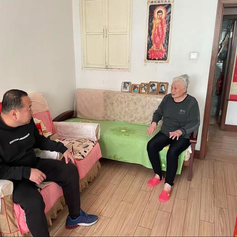趵突泉街道退役军人服务站走访抗美援朝老战士凌玉秀