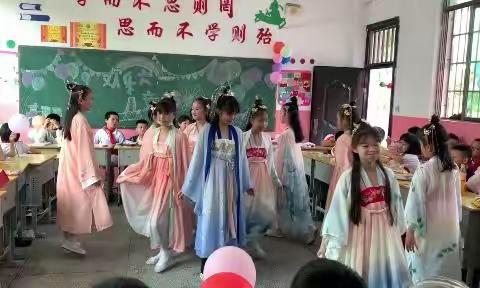 喜迎二十大，一起向未来——记实验小学四年级庆“六一”文艺汇演活动