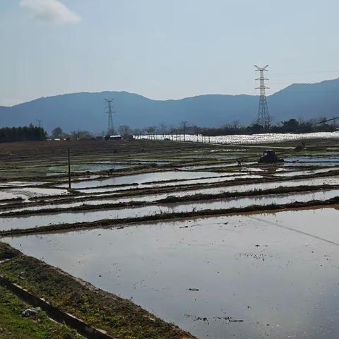 春耕备耕忙生产  六水共治保生产 供水灌溉解民愁