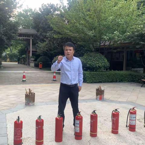 消防安全进社区   共筑平安防火墙