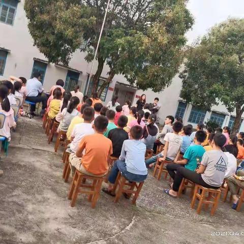 【诵经典诗词 品优秀文化】——霞洞镇竹林小学召开第一届诗歌朗诵比赛