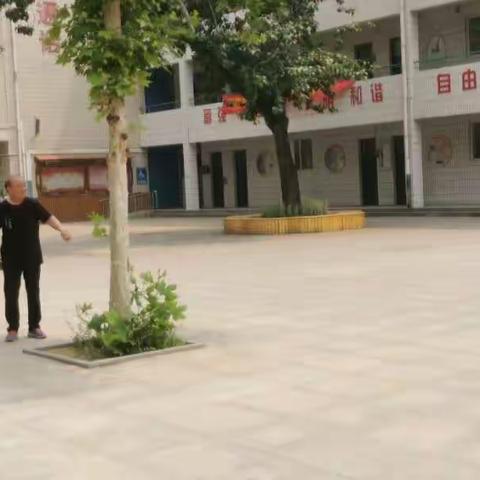 “桥西教育疫情防控”之南马路小学｜身边的榜样～～最美校园守护者刘建成