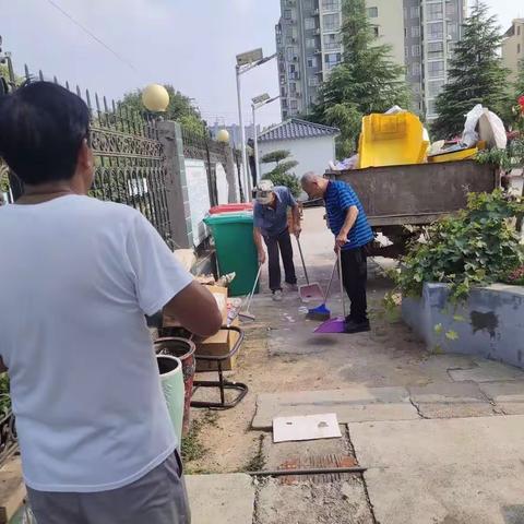 孝义街道小沟村清洁大扫除 刷新家园“新颜值”