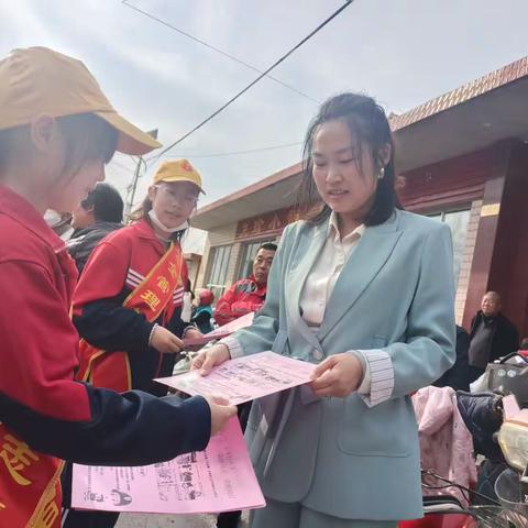 小手拉大手  争当护林防火小先锋——柳埠街道中心小学少先队员清明节防火活动纪实