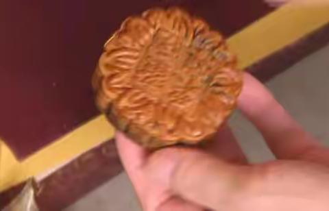 【情感中秋】半块发霉的月饼