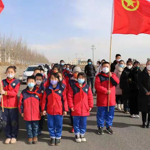 额尔格图学校“喜迎二十大 永远跟党走  奋进新征程”学雷锋志愿的服务活动