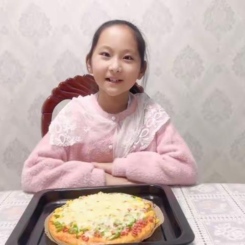 制作美味披萨 Making Pizza——实验小学四5班 郭晏希