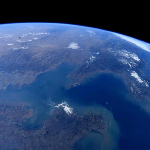 植梦天宫，翱翔苍穹———五头三中全体师生观看天宫课堂实录