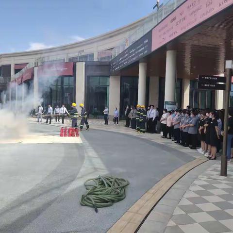 《静安荟.奥莱公园》2020年上半年消防灭火疏散演练