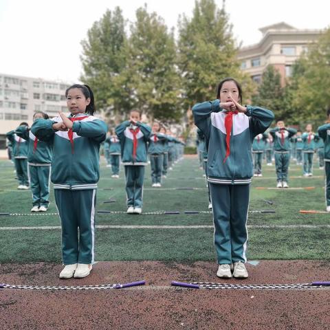 太极进课堂  国粹我传承---潘南小学北校区三年级体育特色作业展示活动