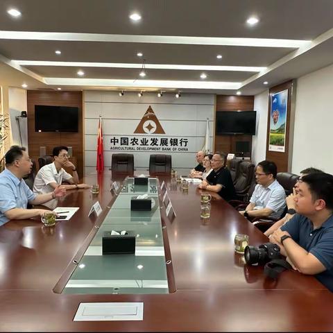 参观与学习共融，探索党建、纪检工作新思路