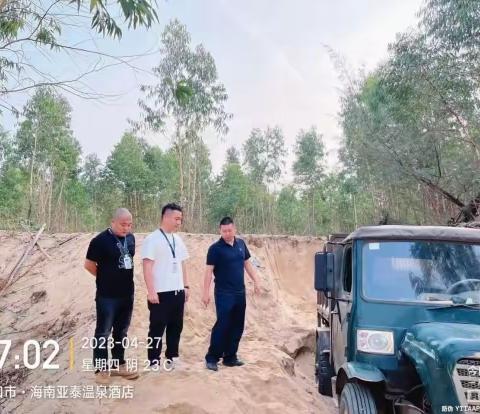 雷霆出击 市综合行政执法局秀英分局自然资源执法大队连续打击涉嫌非法采砂违法行为