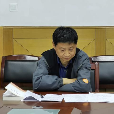 开平区审计局理论学习中心组召开 新民主主义革命历史专题学习