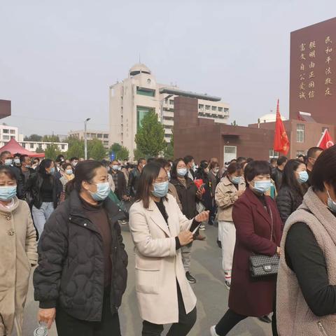 家校共育，静待花开🌸——记高三二部菏泽思源学校家长会