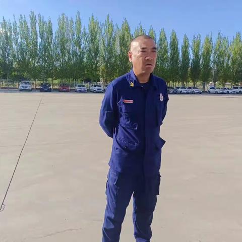 超前谋划、提前部署-龙南大队全力以赴做好两节保卫和秋冬防工作