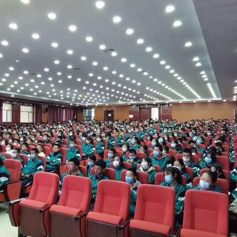 法治进校园 安全促成长——海南州检察院、团海南州委、州烟草专卖局联合开展“开学第一课”法治宣传教育活动