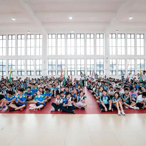 炎炎夏日球赛至，凝心聚力展雄风|南宁市银海三美学校初一年级气排球比赛