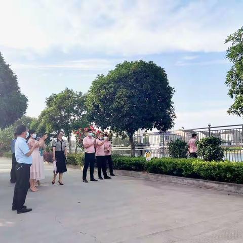 校际交流促发展，和谐共赢谱新篇——记八宝小学、划子嘴小学校际交流活动