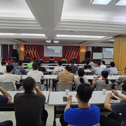 “遵守安全生产法，当好第一责任人”--晨光公司召开“安全生产月”活动启动会暨安全生产教育培训会议