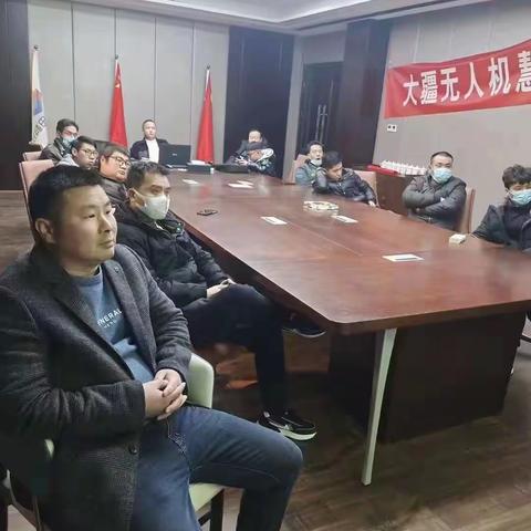 大名县职教中心新型职业农民培养之农业无人机操作技能培训2