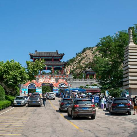 畅游荣成市神雕山动物园