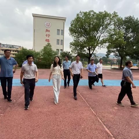 阳姣丽到耒阳市芙蓉学校督导检查食品安全和开学工作