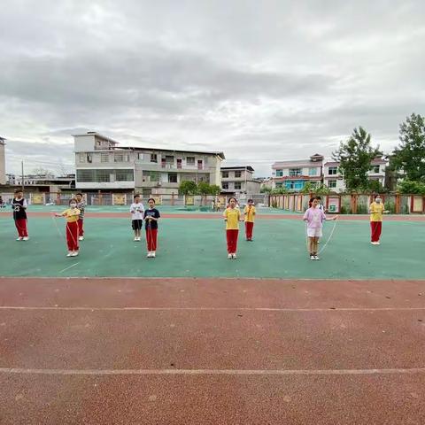 践行“双减”，绳彩飞扬——茅家岭中心小学花样跳绳社团