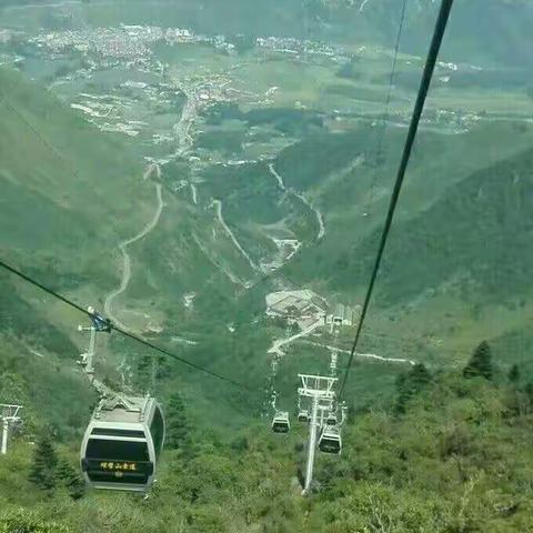 螺髻山风光