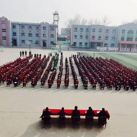 规范行为成习惯  养成教育促成长——东卓宿镇中学举行“行为习惯规范月”启动大会