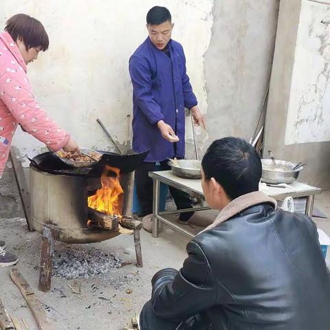 《年的味道》—安陵镇中心小学五（2）班崔可轩