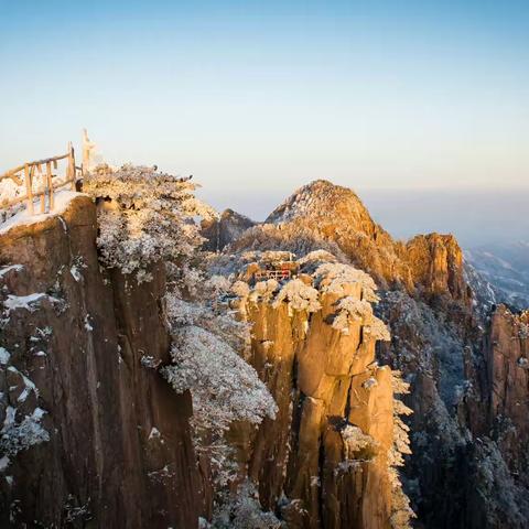 黄山探雪