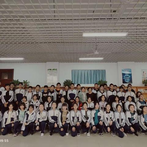 滨城区第六中学《追光  逐梦  向未来》学生心理课堂第三期：2019级15班