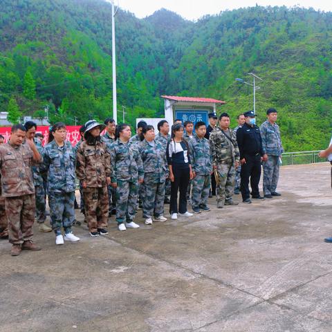 兴街镇 未雨绸缪 强化防汛抢险应急演练 筑牢防汛“安全堤”