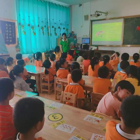 【欢庆国庆，童心飞扬】——第二幼儿园实验小学分园大八班国庆节主题活动纪实