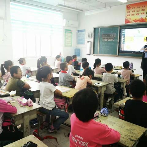 北集坡中心小学“专注力训练”课堂