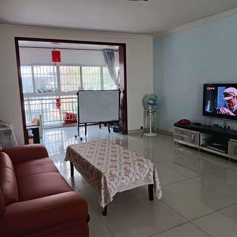 出售花锦地3楼全家3室2厅2卫全家具家电产权129平方56.8万万年V6486