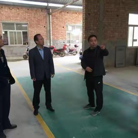 临潼区市场监管局副局长张义怀督导检查西泉街办“散乱污”企业整治工作