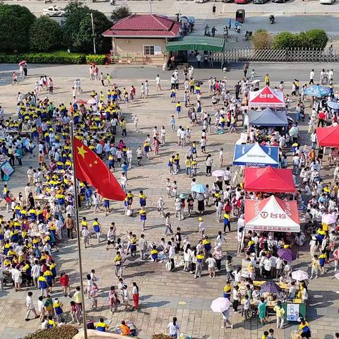 跳蚤书市淘快乐，浓浓书香润校园—锦绣小学第十届读书节之“跳蚤书市”活动