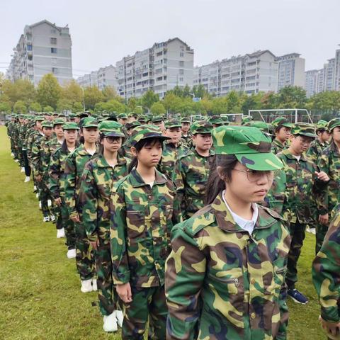 心系国防 强国有我 通州区金郊中学2023级准军事化课程初一24班