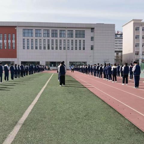 繁花已盛开 学子正归来 ﻿————丹东一中高一年级学生核酸样本采集工作纪实