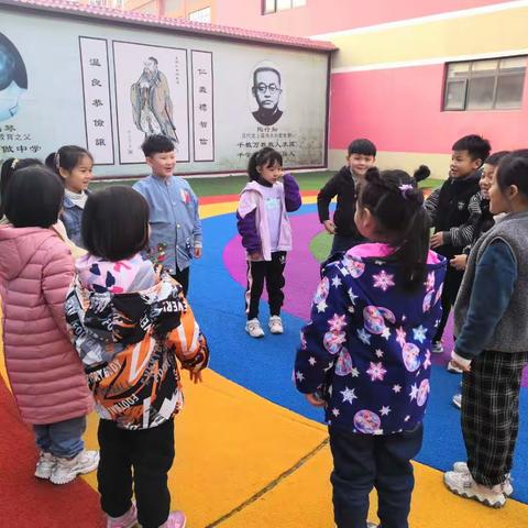 English corner 伴我行 展风采 ——天一学校小学部英语角