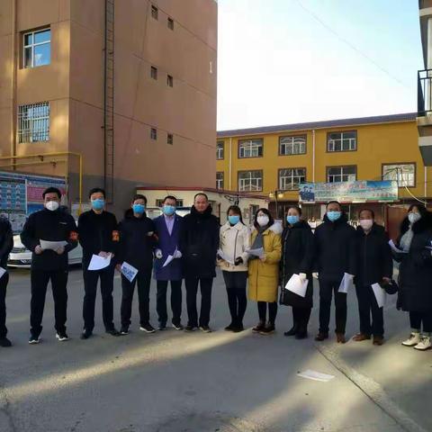 社区防控，党员在行动！