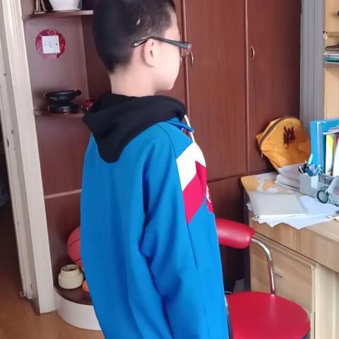 七年级四班周一升旗仪式