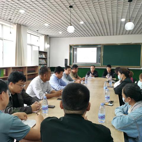 家校共育合力  助推学校发展 ——桓台县新城中学组织“看学有所教变化提意见建议”校园开放日活动