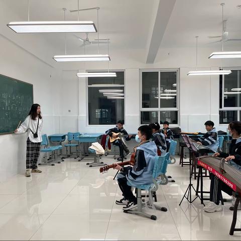 演奏韵芳华，奏彩翼潆洄———睢宁县第二中学（东校区）社团活动