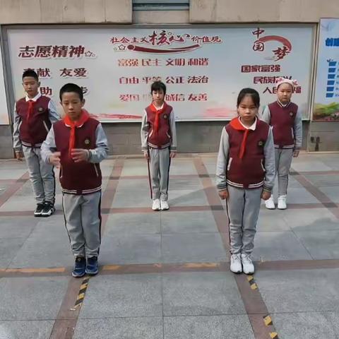 武汉小学五年级云上广播操小组评比投票