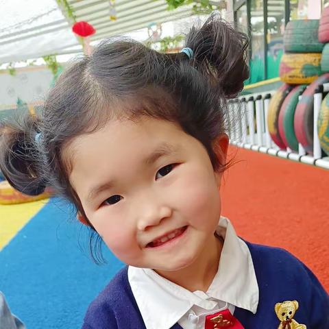 天骄幼儿园芽芽一班👧🏻阳孟鑫👧🏻成长记录