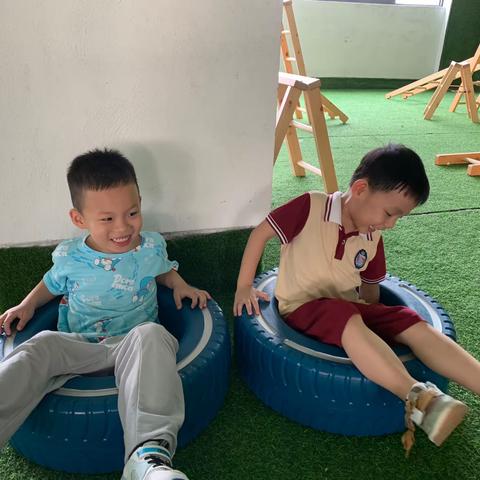 中三班   🏖️ 第🔟周   🏰开心最重要🎊