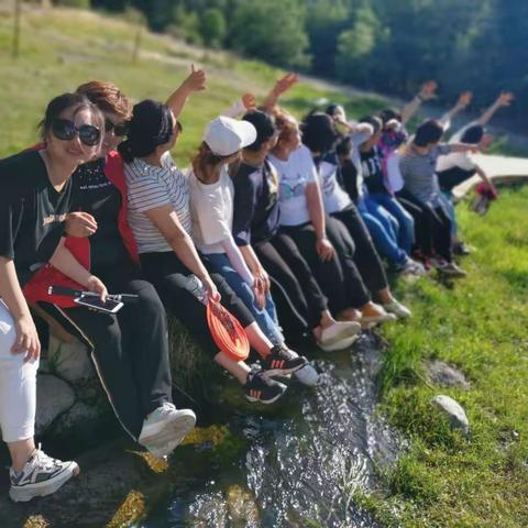 面向阳光、一同前往！