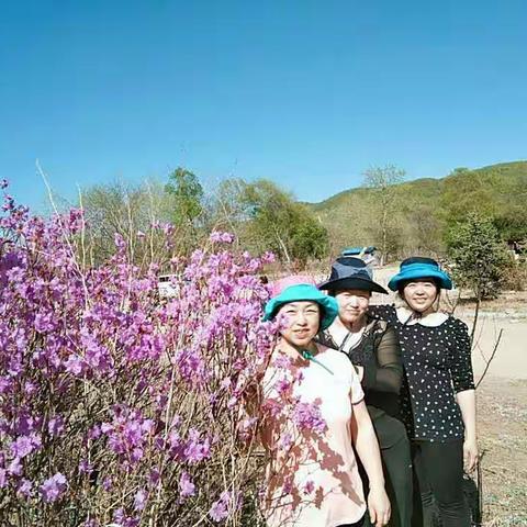 春暖花开，艺善享书苑春粮读书会走进大自然！！